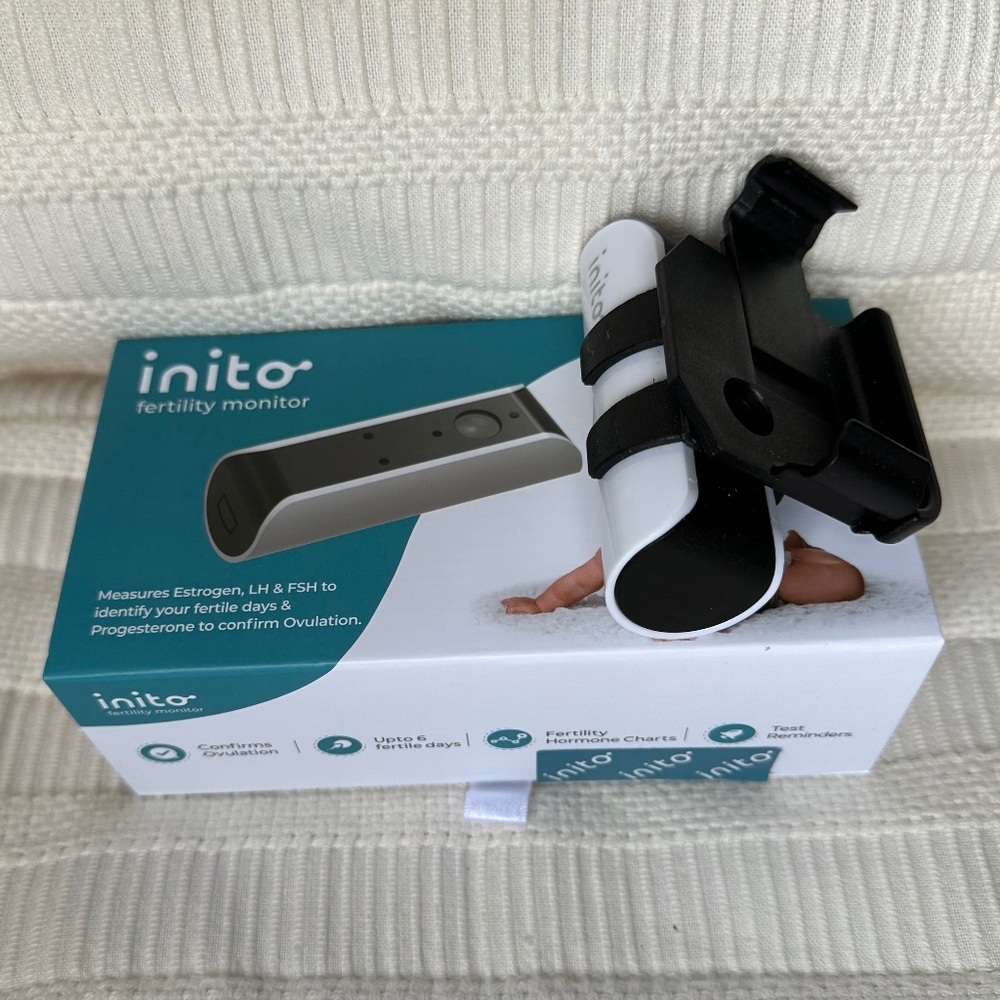 Inito Fertility Monitor iPhone 14 Pro